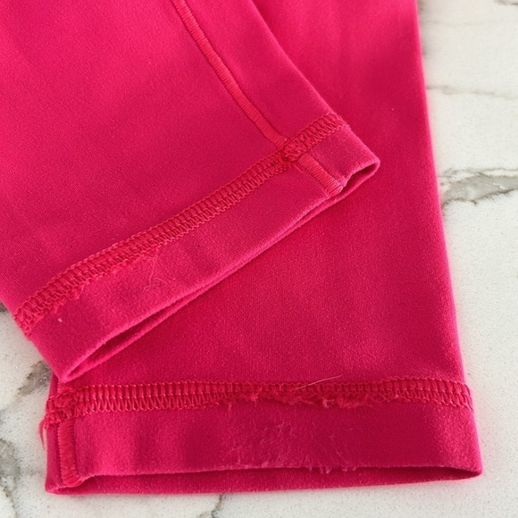 OFFLINE By Aerie 7/8 Leggings Real Me Xtra High Rise HOT PINK Size XSmall 25” - Picture 7 of 8